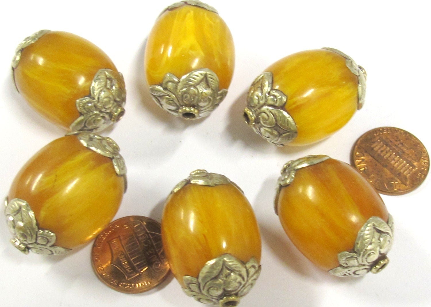 1 BEAD - Large Thick copal resin tibetan silver capped bead - BD819
