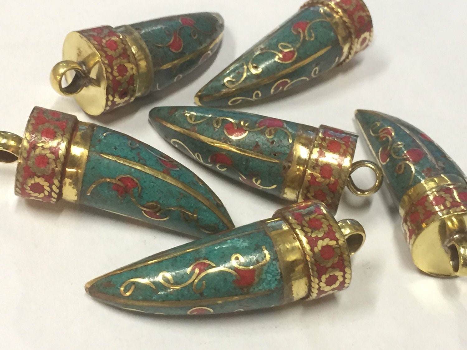 1 pendant - Tibetan brass tribal pendant floral design with turquoise inlay - PM405M