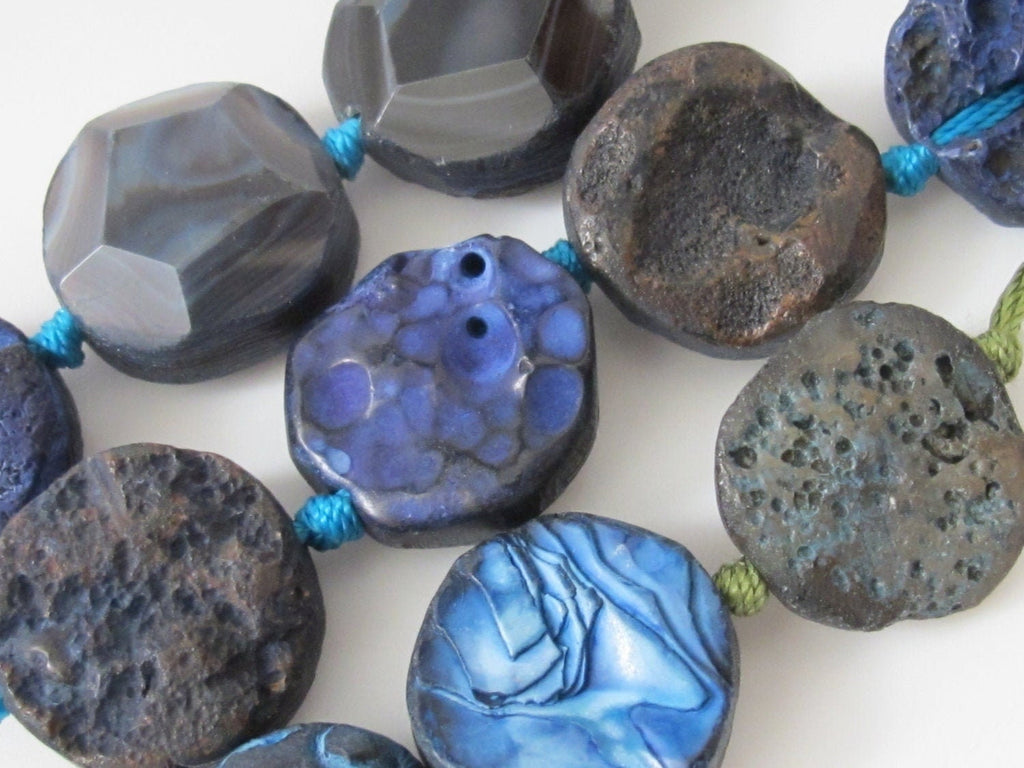 1 BEAD - Large 20 - 21 mm reversible Natural rough agate coin slab beads and facet cut smooth on reverse side - GM279