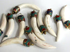2 pendants set - Ethnic tibetan Nepal conch shell tooth shape with brass cap and inlay - PM366s