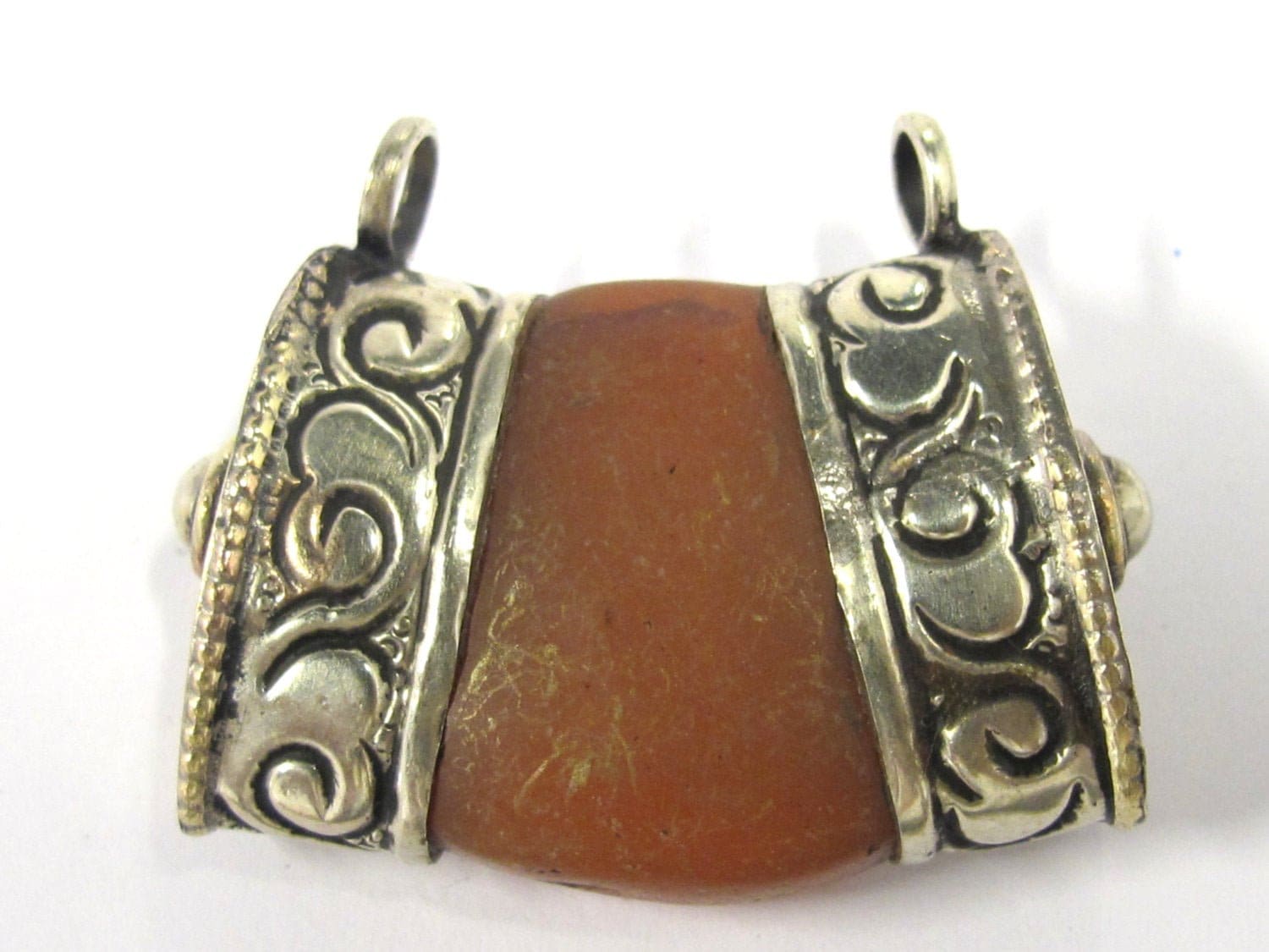 1 Pendant - Ethnic Tibetan silver double bail carnelian gemstone pendant - PM390