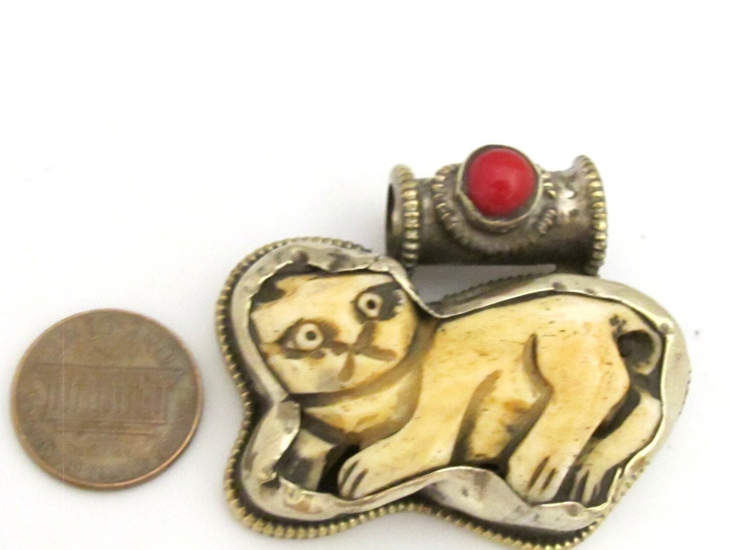 Tibetan silver carved recycled cattle bone Cat pendant with inlay and reverse side flower repousse - PM345C