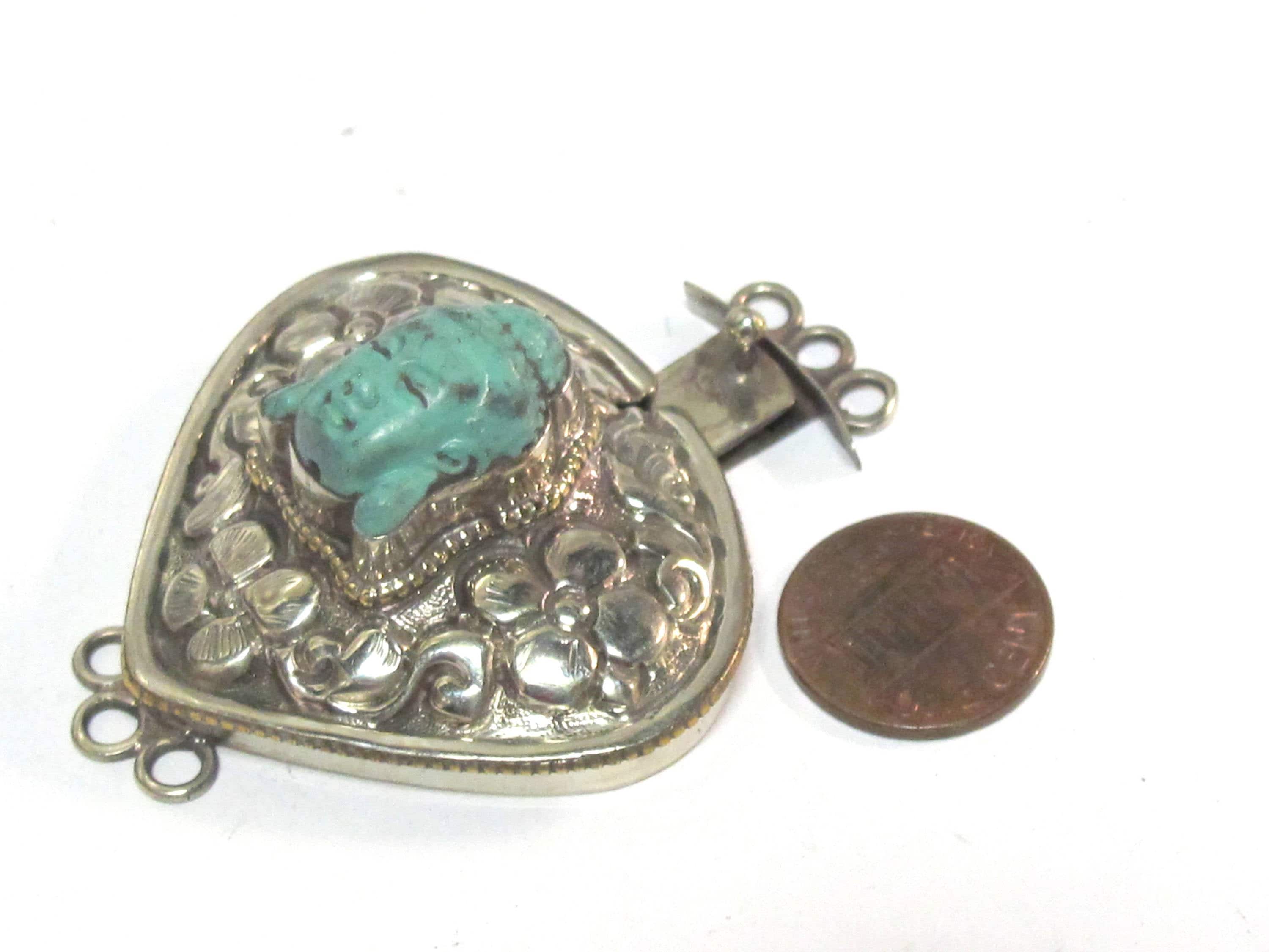 1 clasp - Large triangular heart shape ethnic Tibetan silver finish blue buddha box clasp pendant from Nepal - LN039D