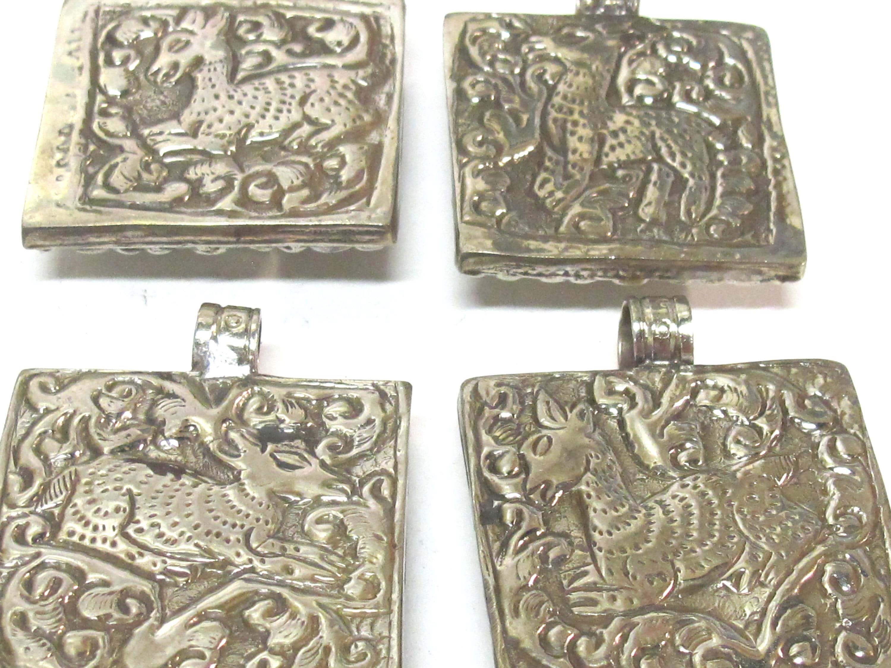 1 pendant - Tibetan silver square shape Buddha pendant detailed carving with deer animal design on other side - PM588B