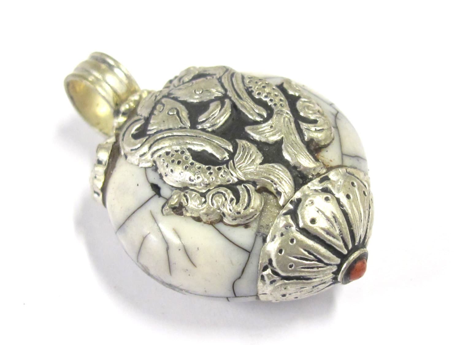 1 Pendant - Reversible Tibetan silver double fish symbol white crackle resin pendant from Nepal - PM399