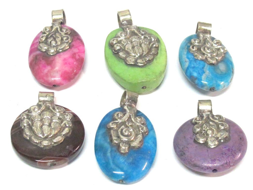 4 Pendants - Mix Tibetan Nepal gemstones round oval shape pendants with dual sided floral design - PM223Mx