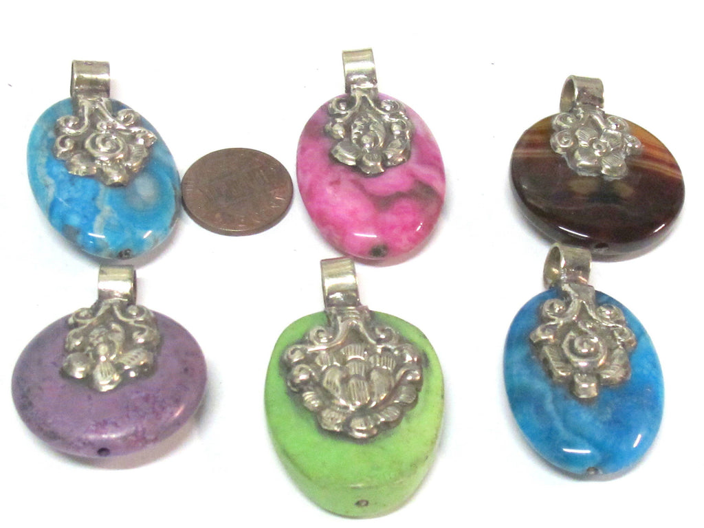 4 Pendants - Mix Tibetan Nepal gemstones round oval shape pendants with dual sided floral design - PM223Mx