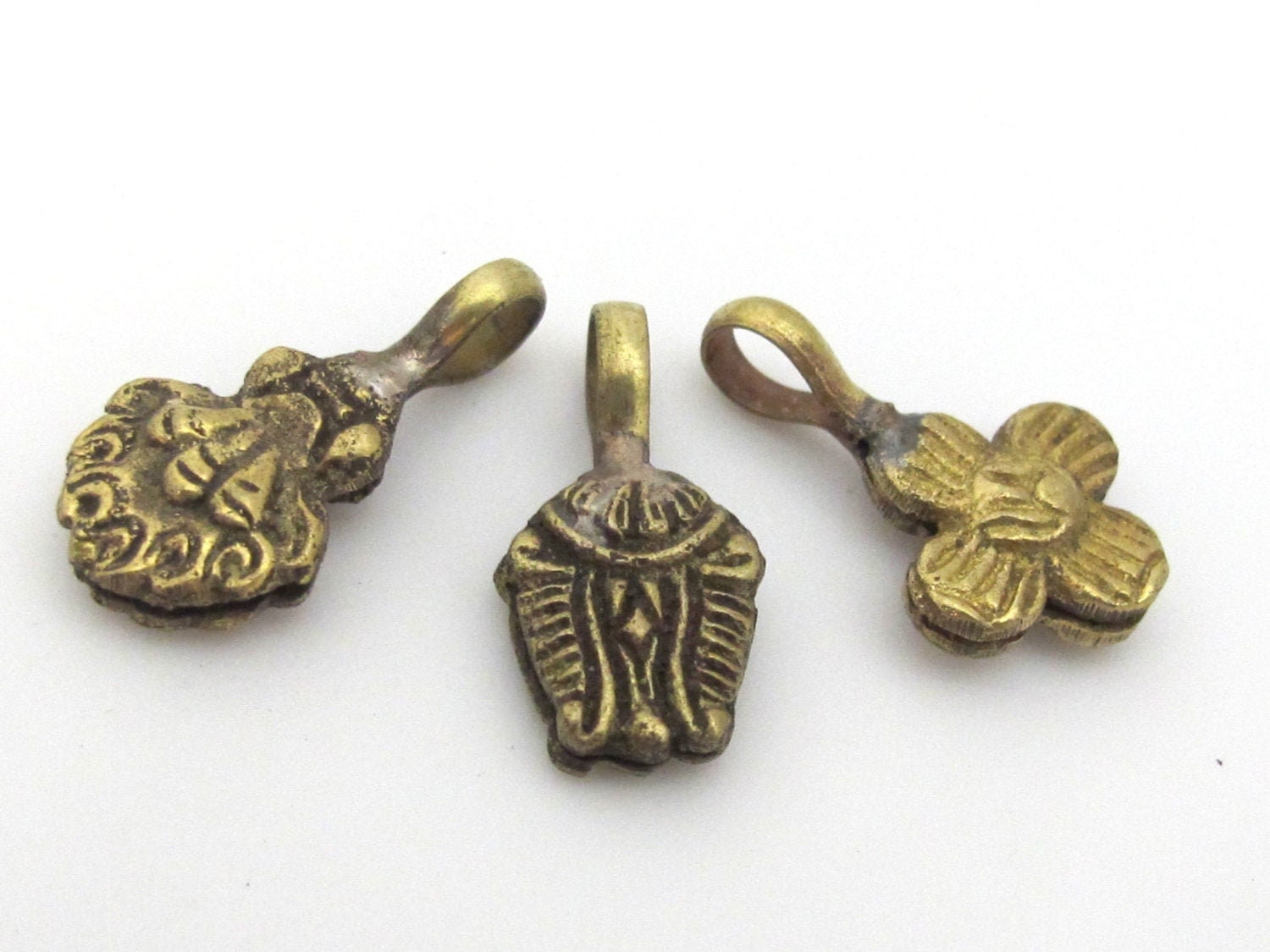Tibetan mala counters - set of 3 brass counter - Assorted designs Tibetan lotus flower dorje floral brass mala counters - GB003K