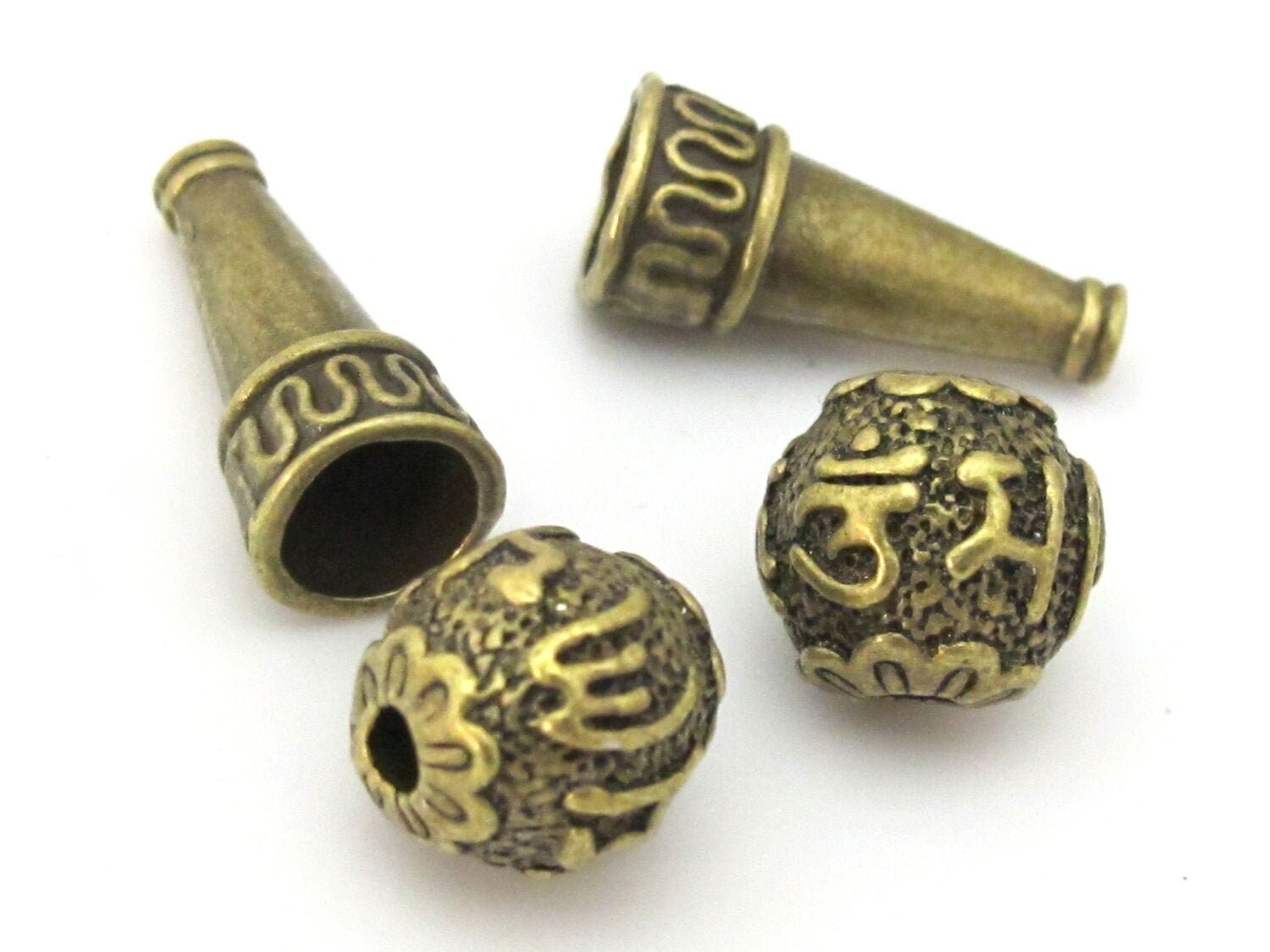 3 sets - Guru bead set - 12 mm size Tibetan 3 hole Om mantra brass tone plated Guru Bead with column bead - GB042s