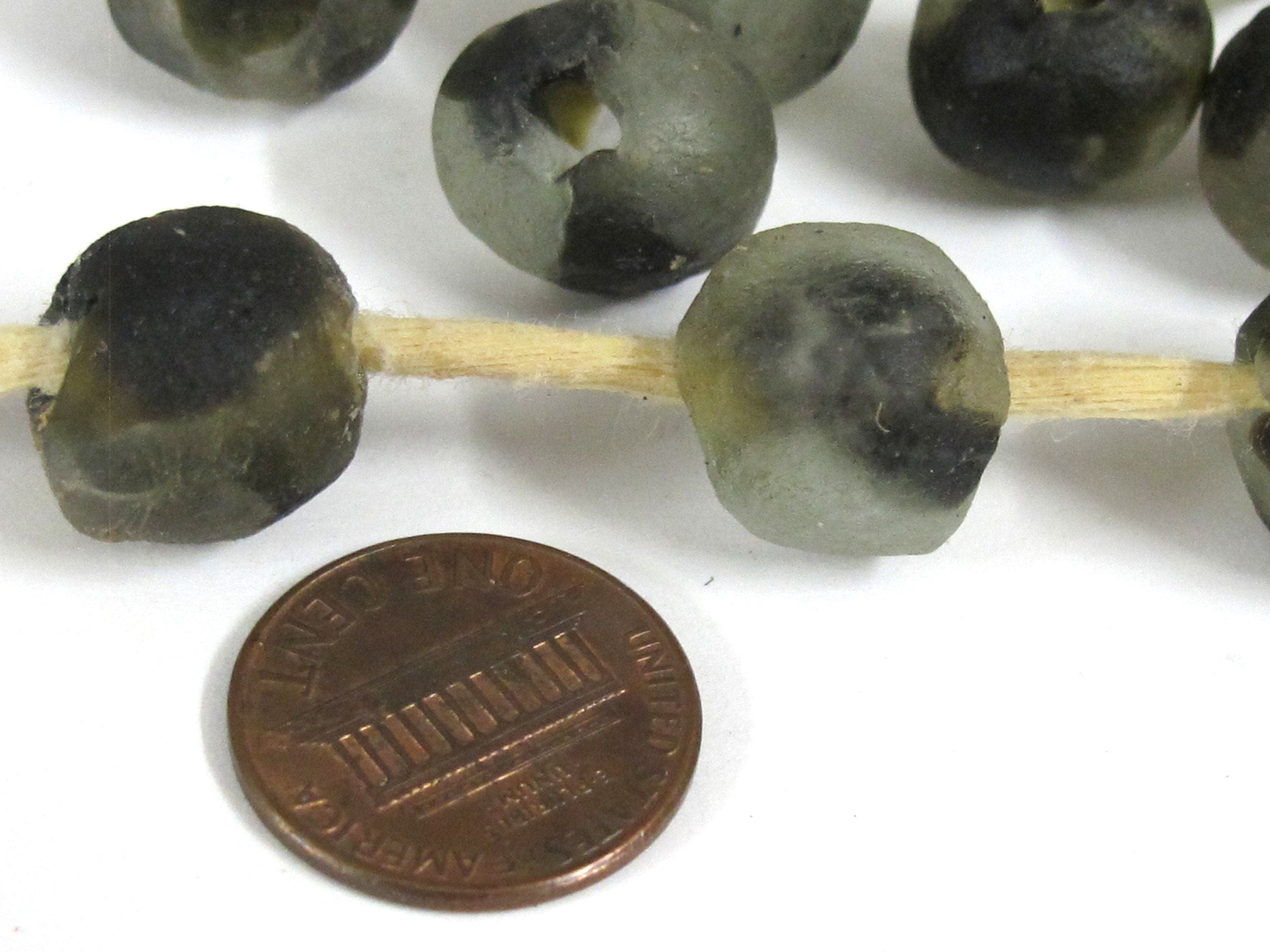 8 BEADS - Thick spotted recycled ethnic ghana recycled glass beads grey black white tone - AB011