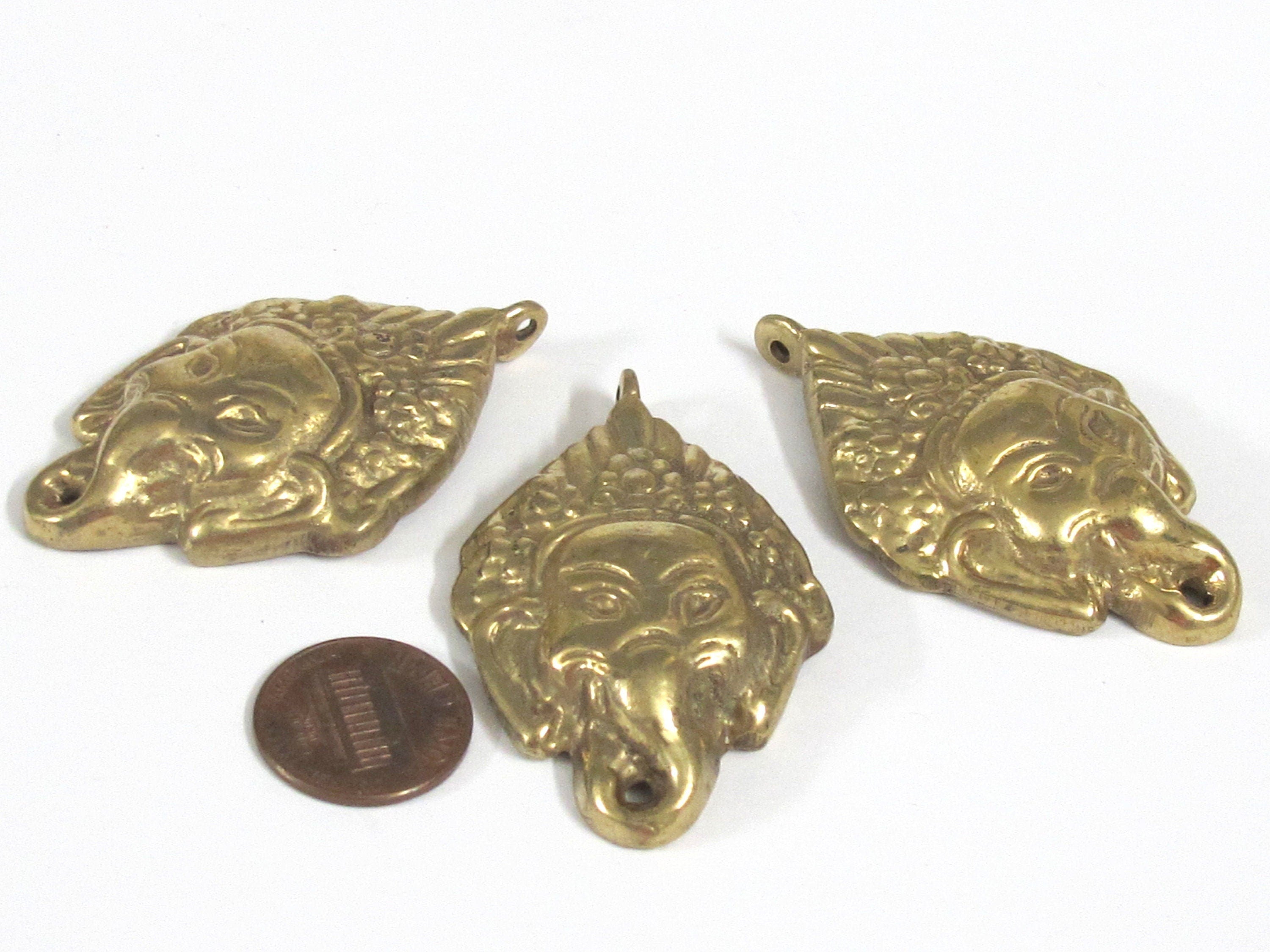 Ganesha Pendant - Shri Ganesha hindu lord Ganesha brass pendant jewelry supply Ganpati Ganeshji Ganesh solid brass pendent Nepal - CP141