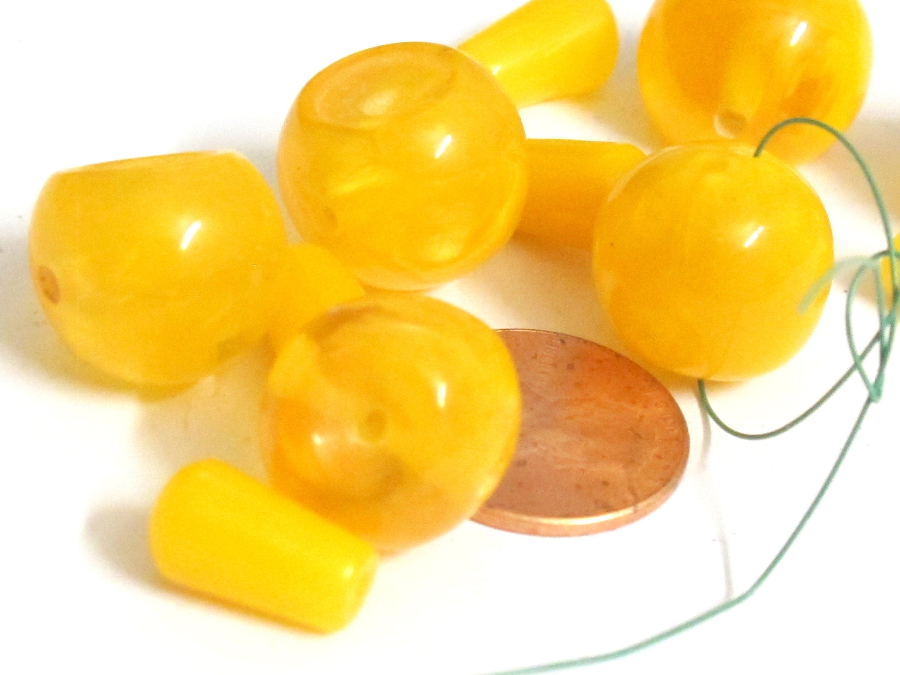 3 Guru Beads - 16 mm Tibetan yellow resin Guru bead with column bead T drilled bead t hole mala making bead Nepal - GB074