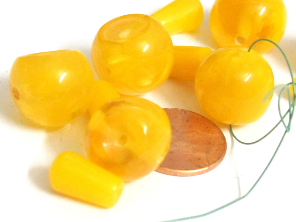 3 Guru Beads - 16 mm Tibetan yellow resin Guru bead with column bead T drilled bead t hole mala making bead Nepal - GB074