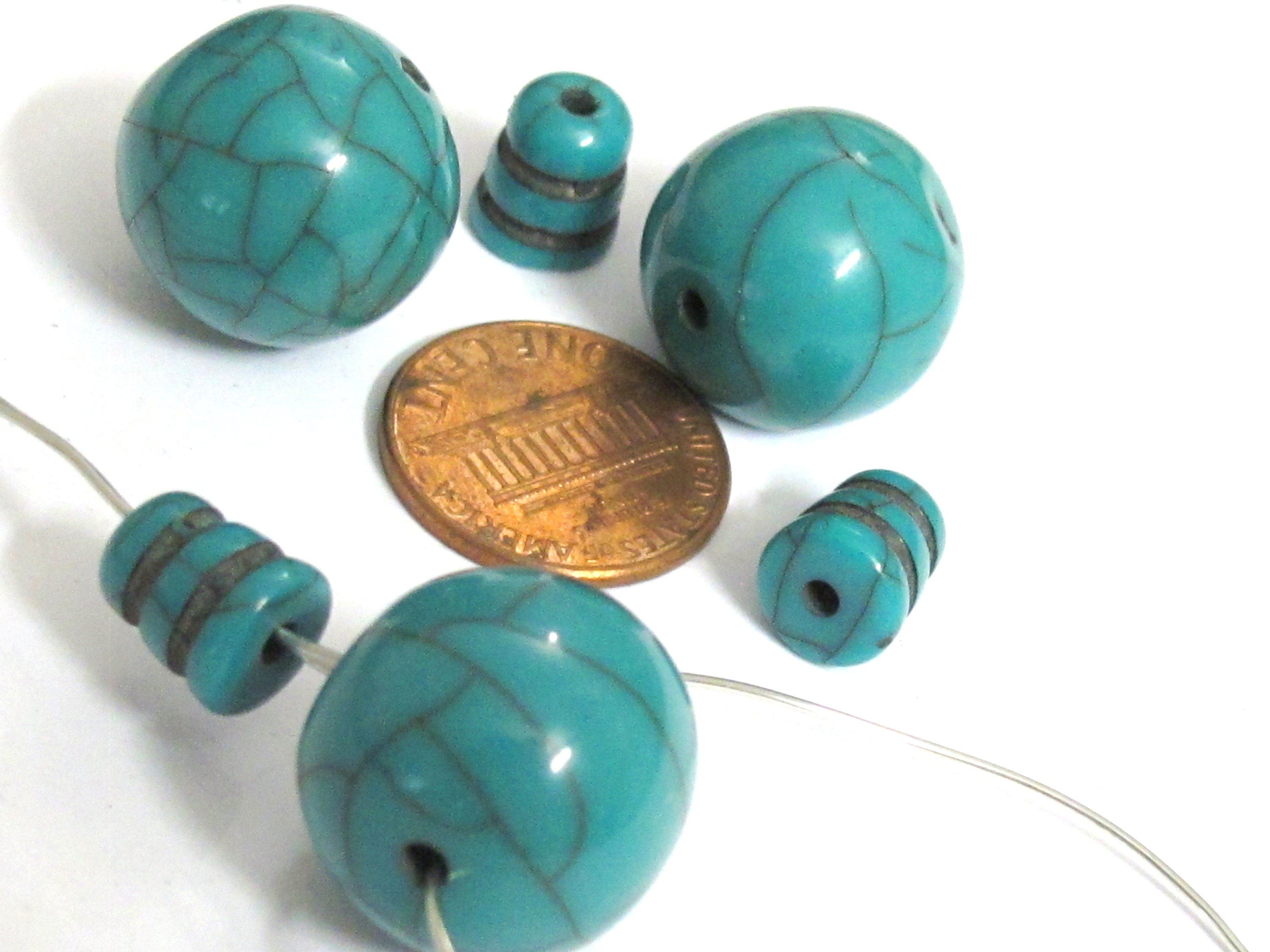 1 Guru Bead - 17-18 mm Tibetan crackle resin Guru bead with column bead T drilled bead t hole mala making bead Nepal - GB075A