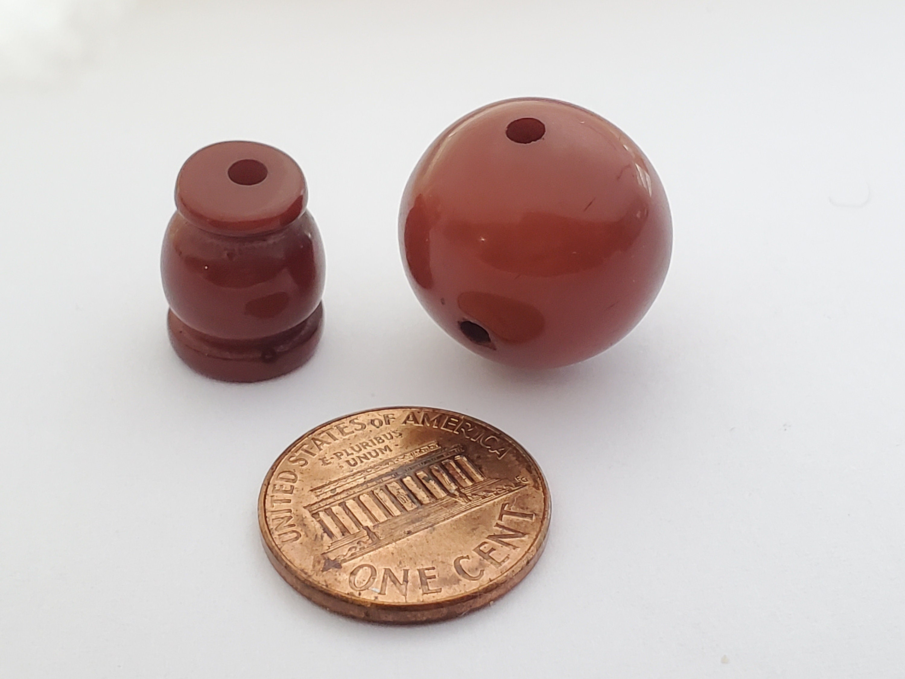 1 Guru bead - Large round 18 -19 mm recycled cattle bone horn Tibetan Guru bead 3 hole bead with column bead - GB079G