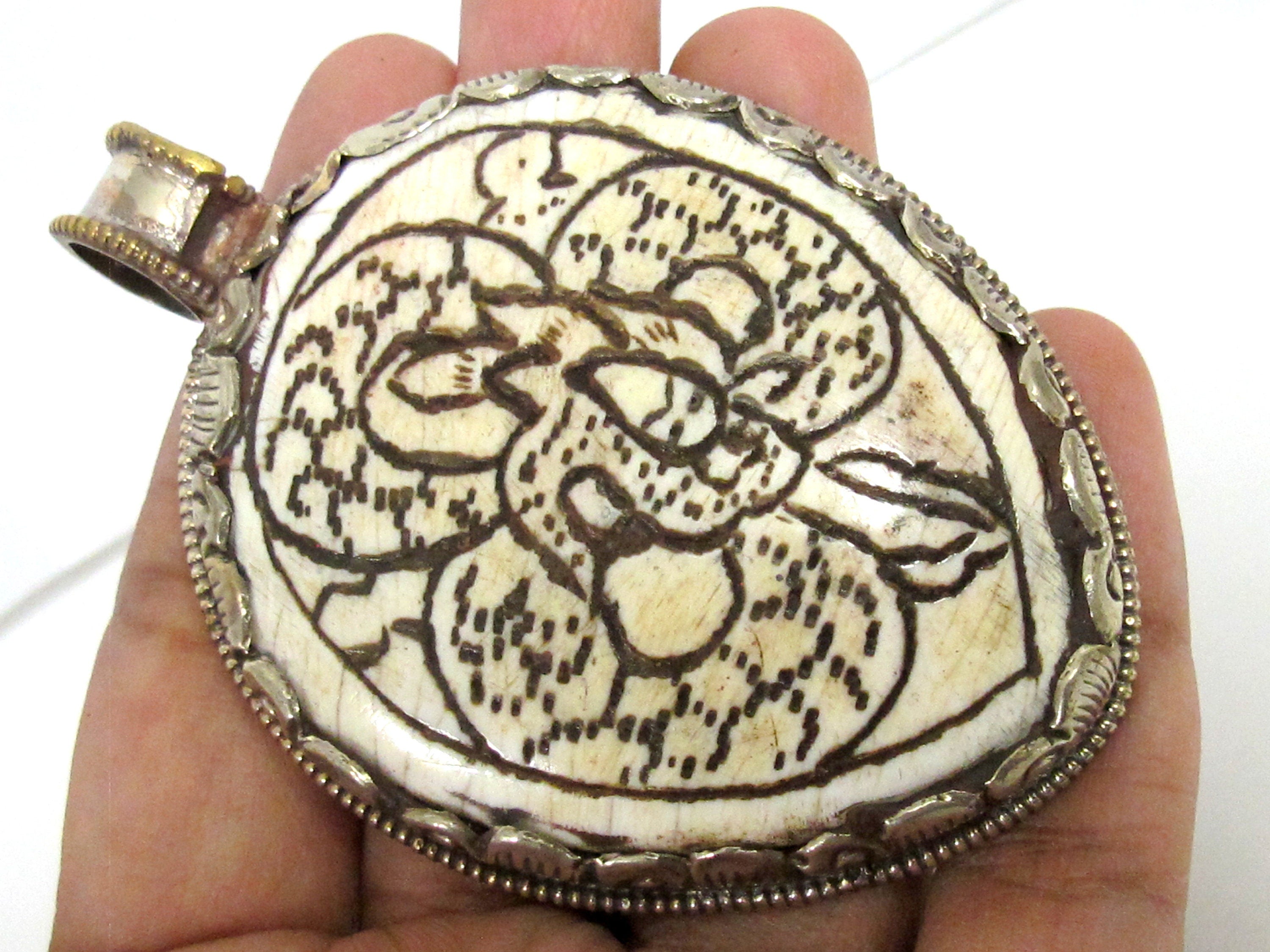 OOAK unique Tibetan dragon carved conch shell pendant Large heavy bold jewelry pendant with reverse side elephant design Nepal - PM406YD