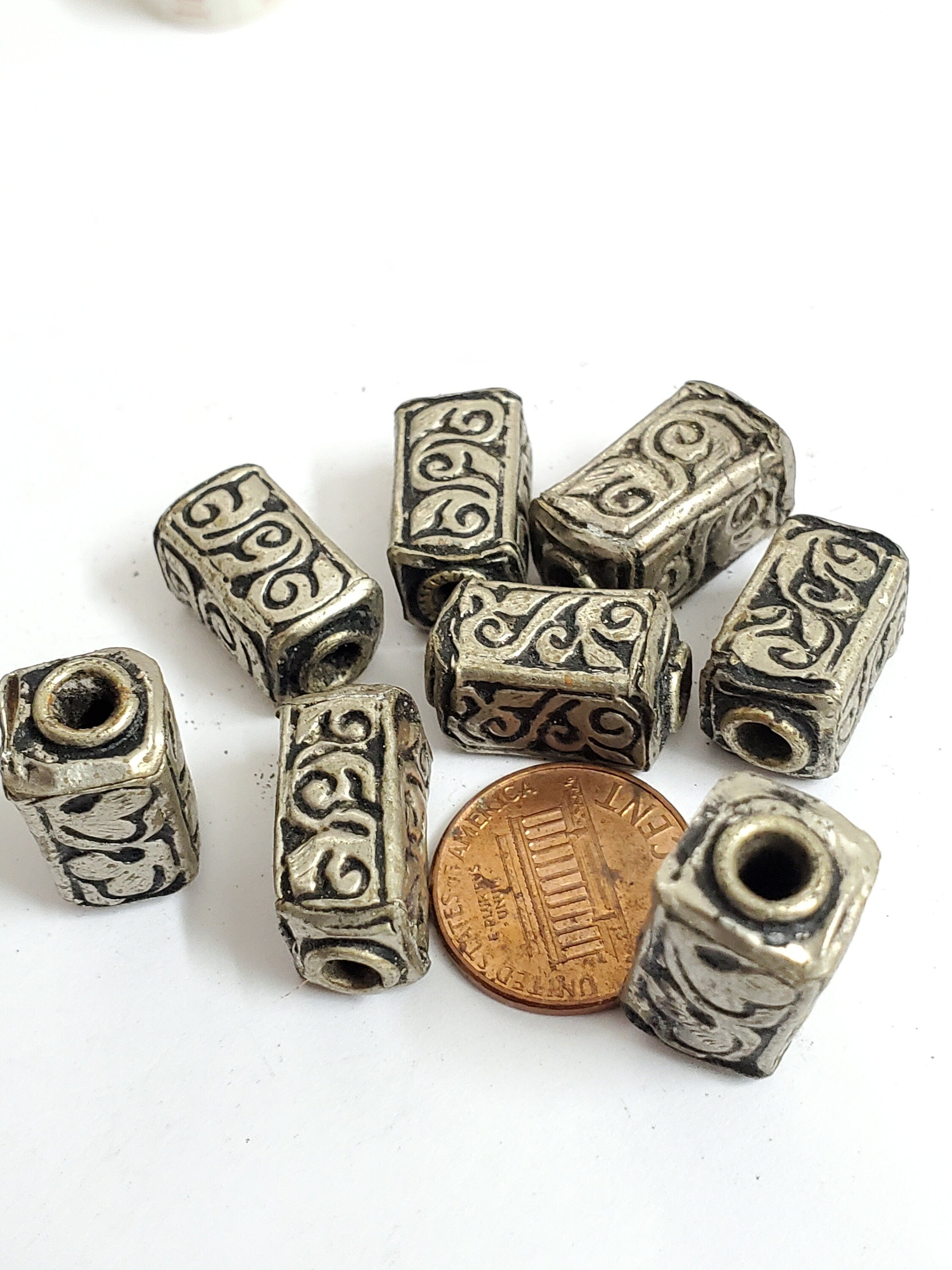 4 BEADS -Rectangular cube shape Tibetan antiqued silver finish repousse floral design bead - BD353C