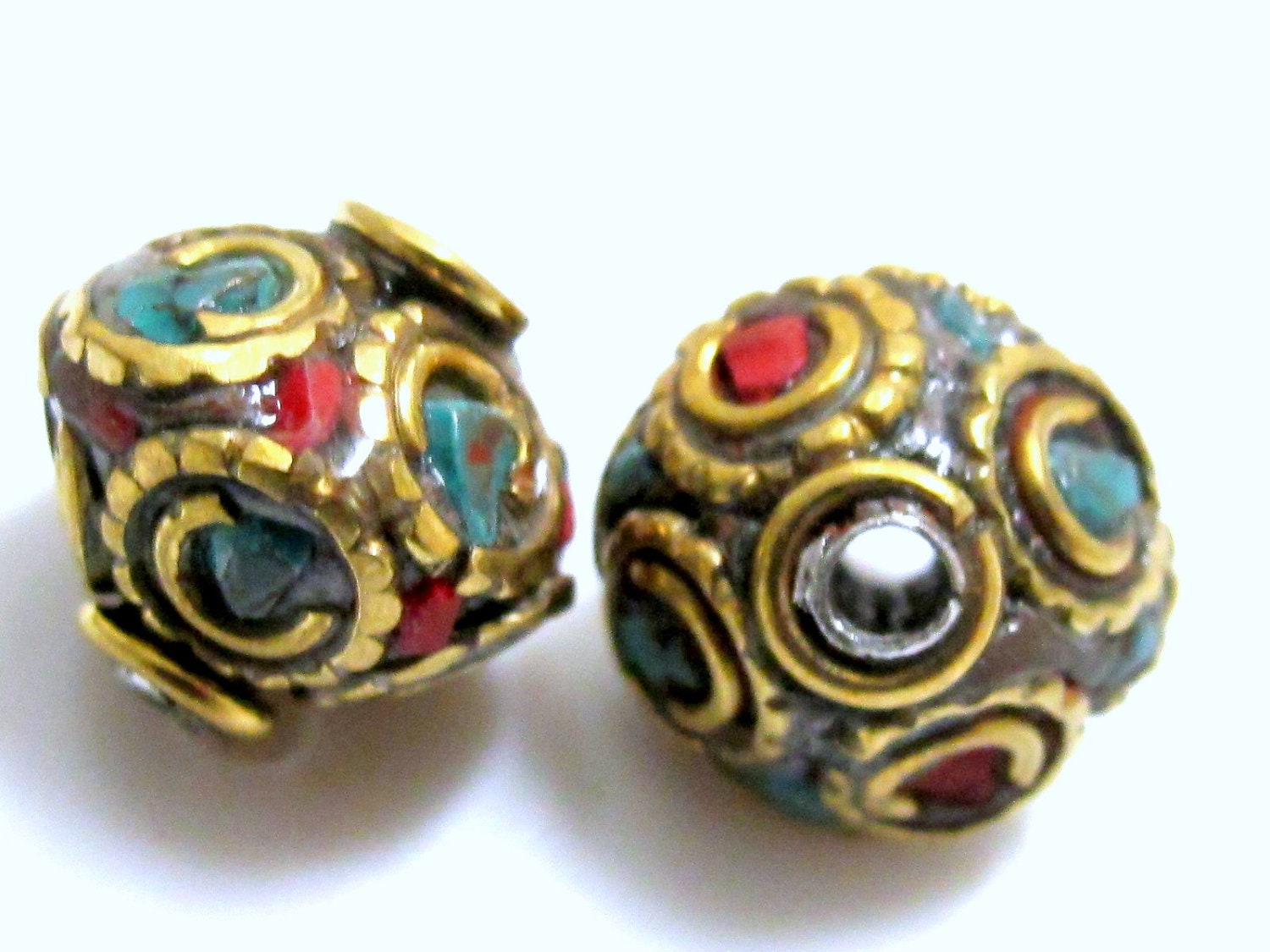 2 Beads-Bicone disc shape brass beads from Nepal with turquoise inlay - BD150