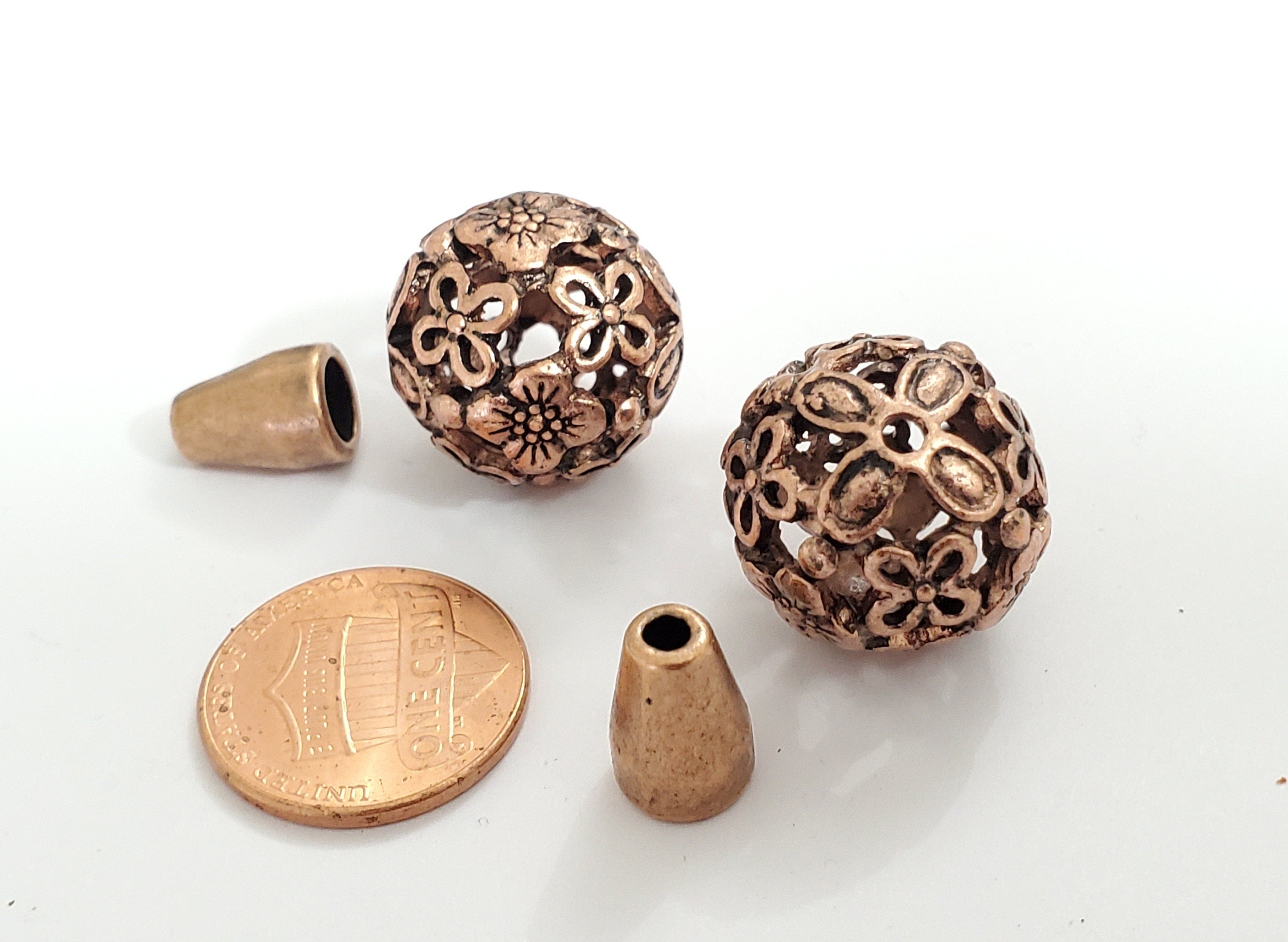 1 set - Tibetan copper tone 2 hole cut flower net design Guru bead 18 mm size with cone column bead - GB072