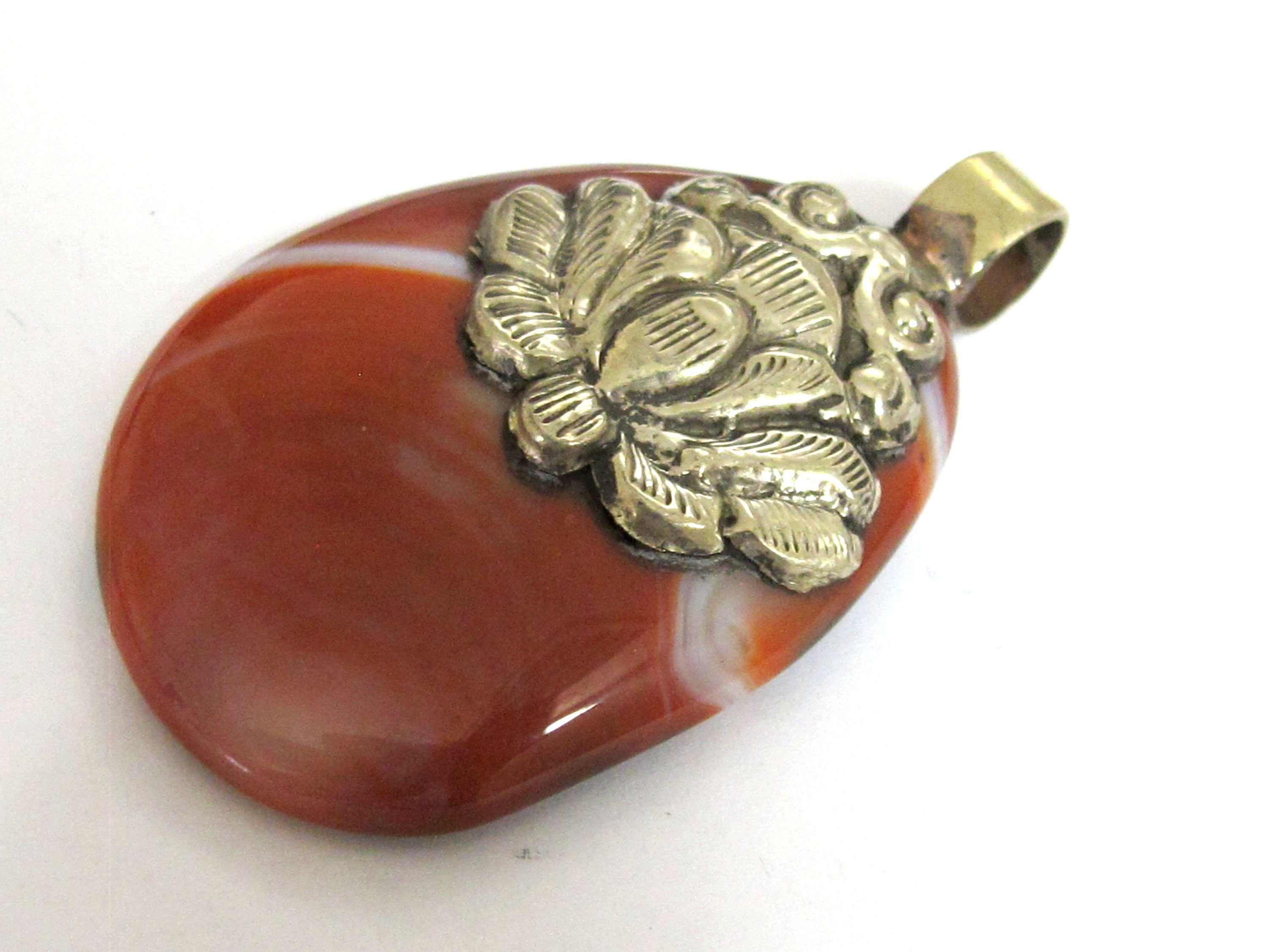 OOAK Reversible Beautiful Tibetan oval shape brown agate gemstone pendant with lotus floral design - PM582D