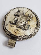 Tibetan animal frog design conch shell unique pendant with reverse side bee flower design - PM199C