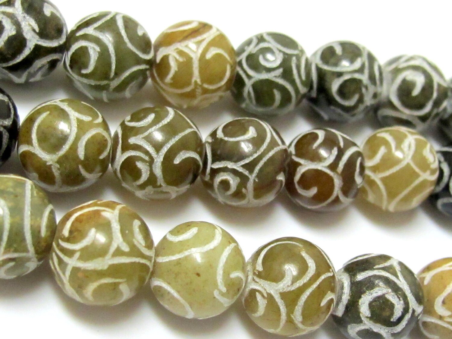 Ethnic carved Tibetan Jade gemstone beads - 4 beads - 11 mm size - GM003
