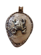 OOAK unique Tibetan naga conch shell Frog pendant reverse side Phoenix bird design -Nepal PM409MG