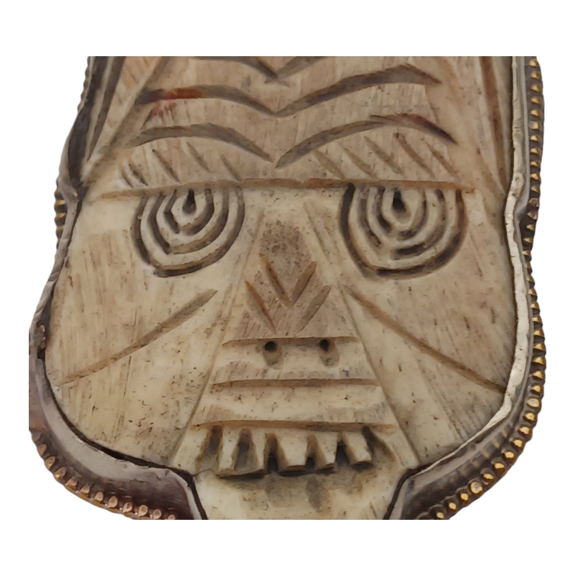 1 Pendant - Tribal carved face recycled cattle bone pendant with floral carving reverse side Nepal - PB006C