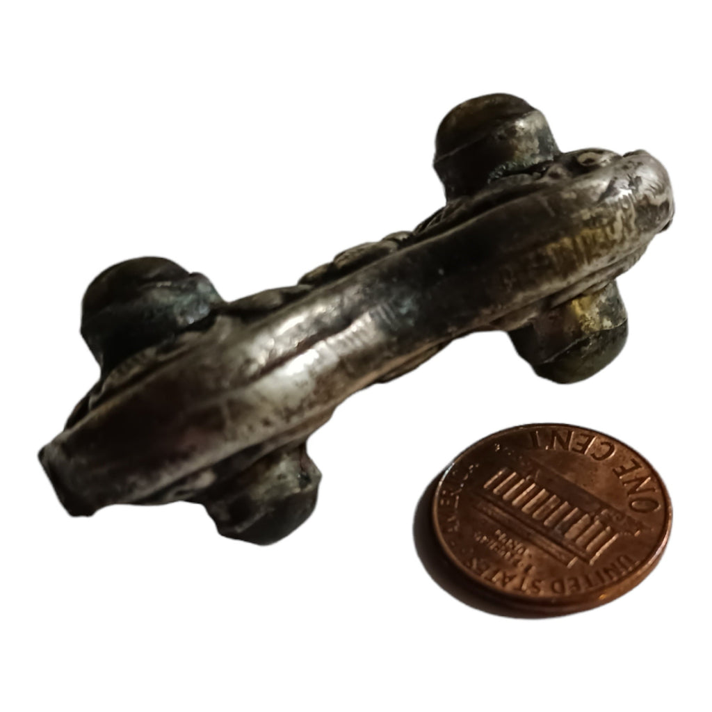 1 Bead - Reversible large Tibetan silver repousse Bead with labradorite inlay on both sides - BD669K