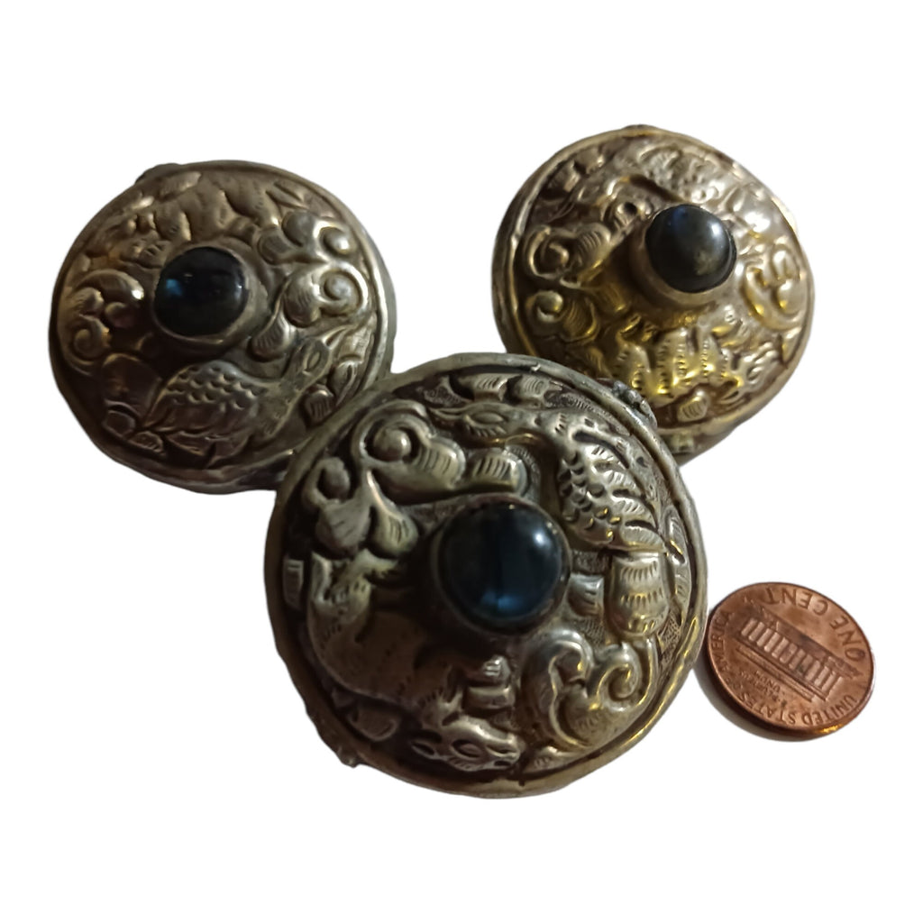 1 Bead - Reversible large Tibetan silver repousse Bead with labradorite inlay on both sides - BD669H