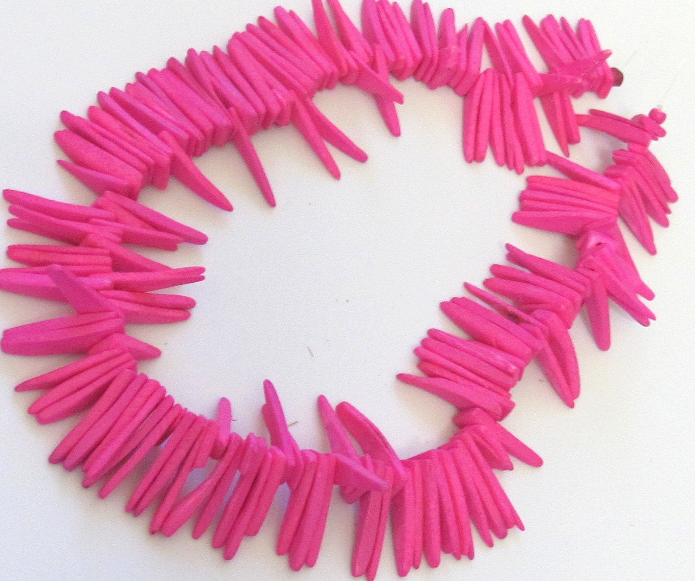 25 STICKS - Pink coconut bead sticks - NB001