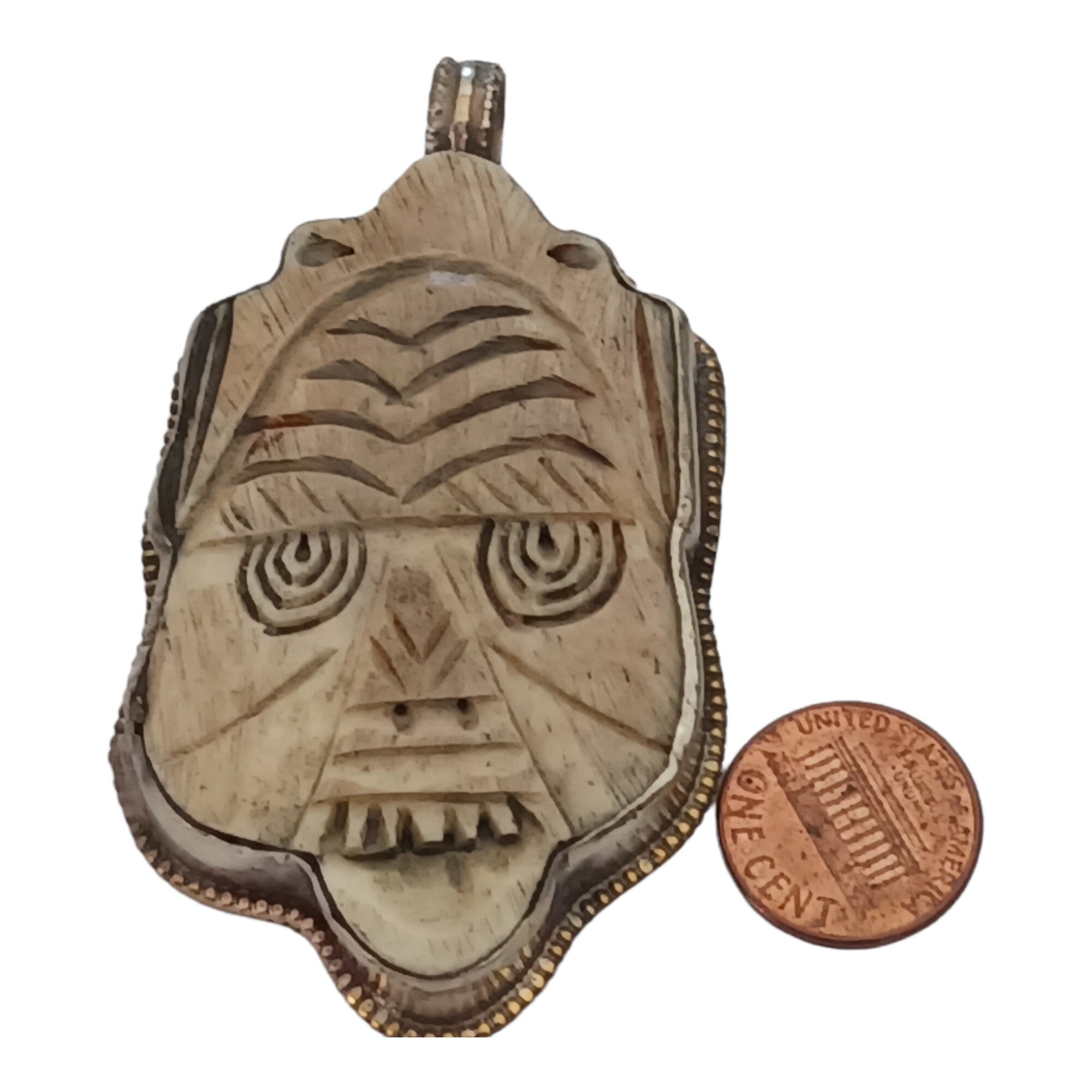 1 Pendant - Tribal carved face recycled cattle bone pendant with floral carving reverse side Nepal - PB006C