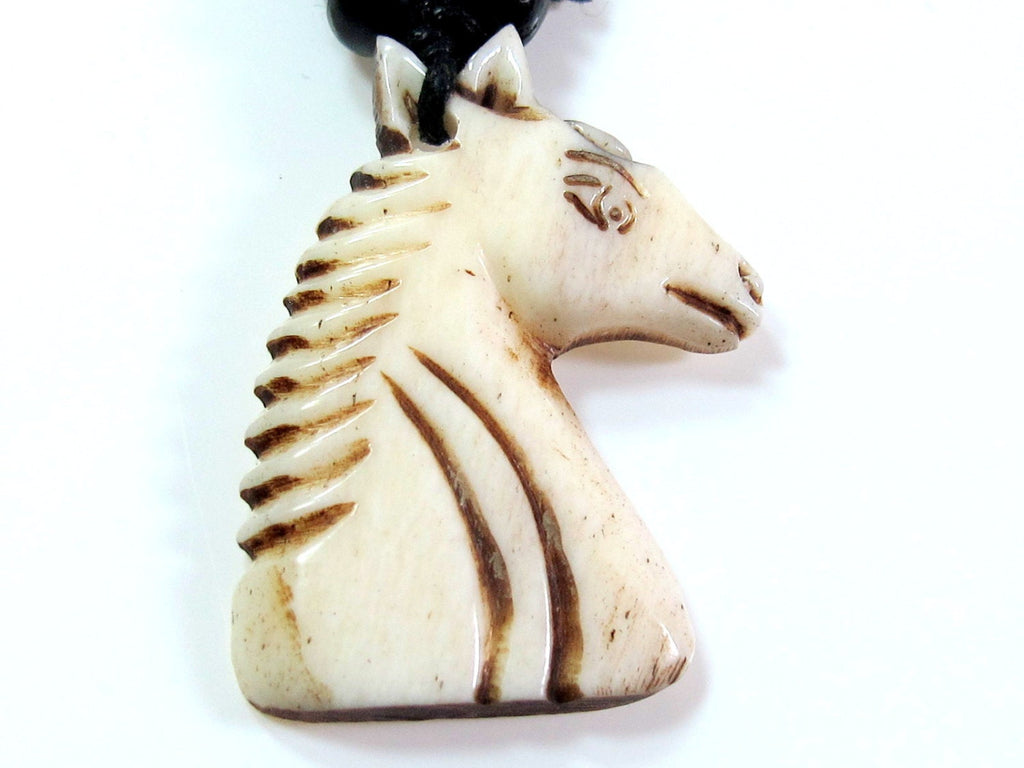 Carved horse head shape bone pendant - PB021