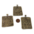 1 Pendant - Reversible Tibetan turquoise gemstone pendant with floral design on reverse side Nepal - PM622K