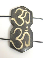 Large unique Om etched Bone two hole connector pendant - 1 bead - BD242