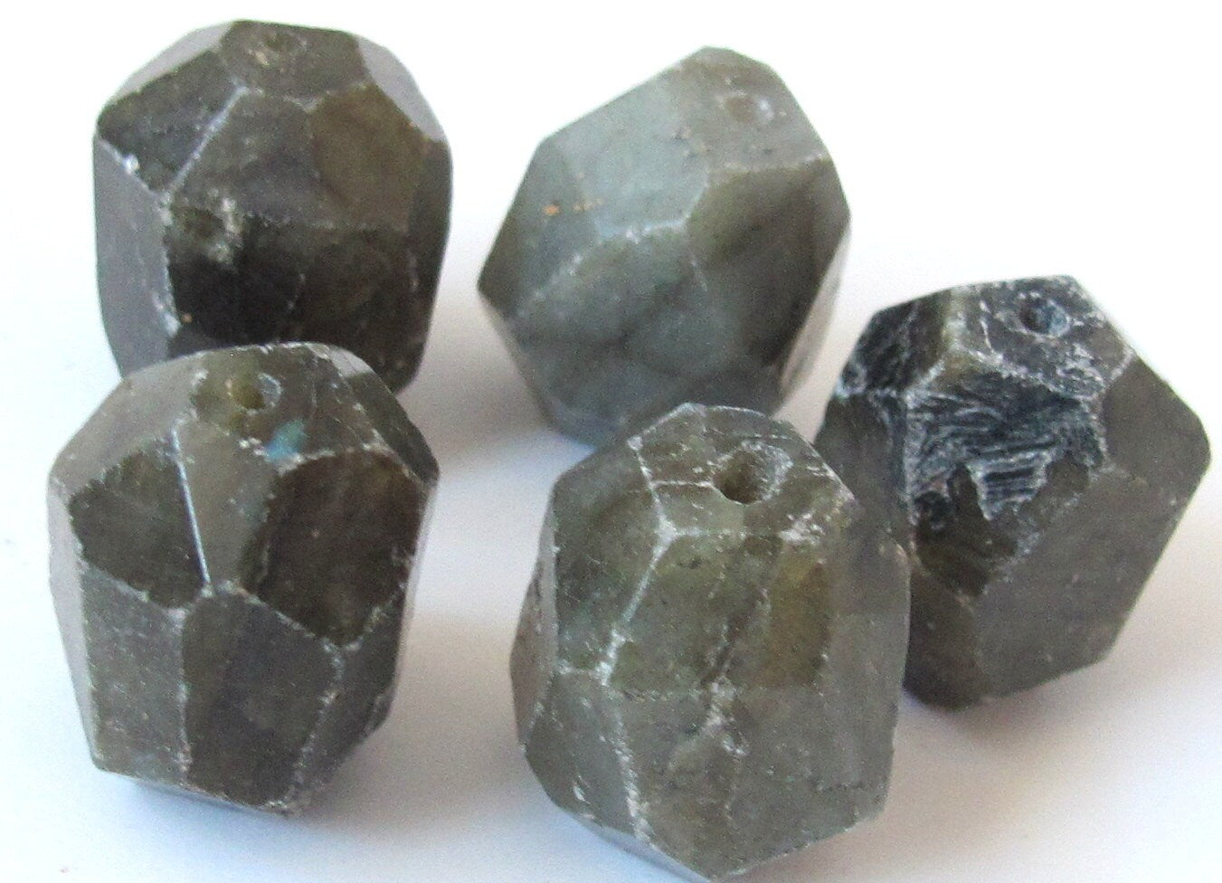2 Beads-Large Labradorite faceted cut beads - GM044