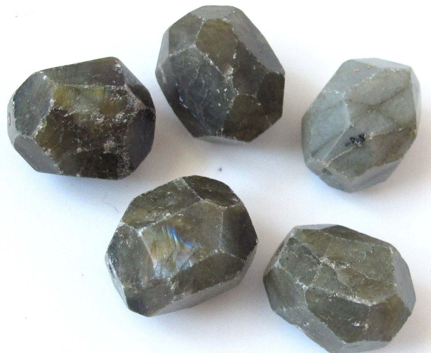 2 Beads-Large Labradorite faceted cut beads - GM044