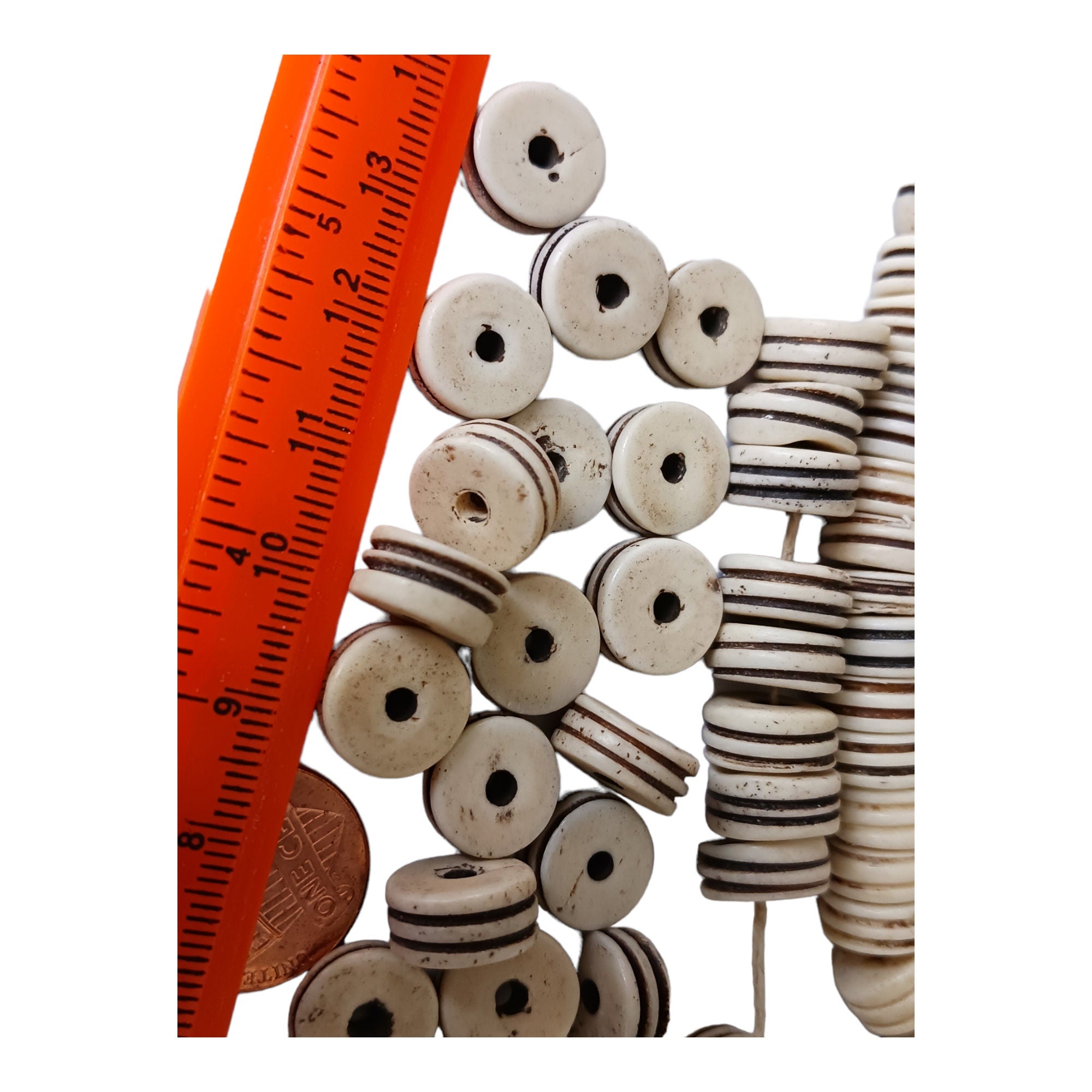 10 Beads - Small old Ethnic Naga natural conch shell grooved rondelle disc beads 11-12 mm wide x 5-6 mm size - CH072A