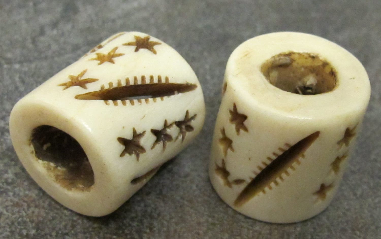 2 Beads -Carved stars meteor design large Size carved barrel shape bone focal pendant beads - BD260