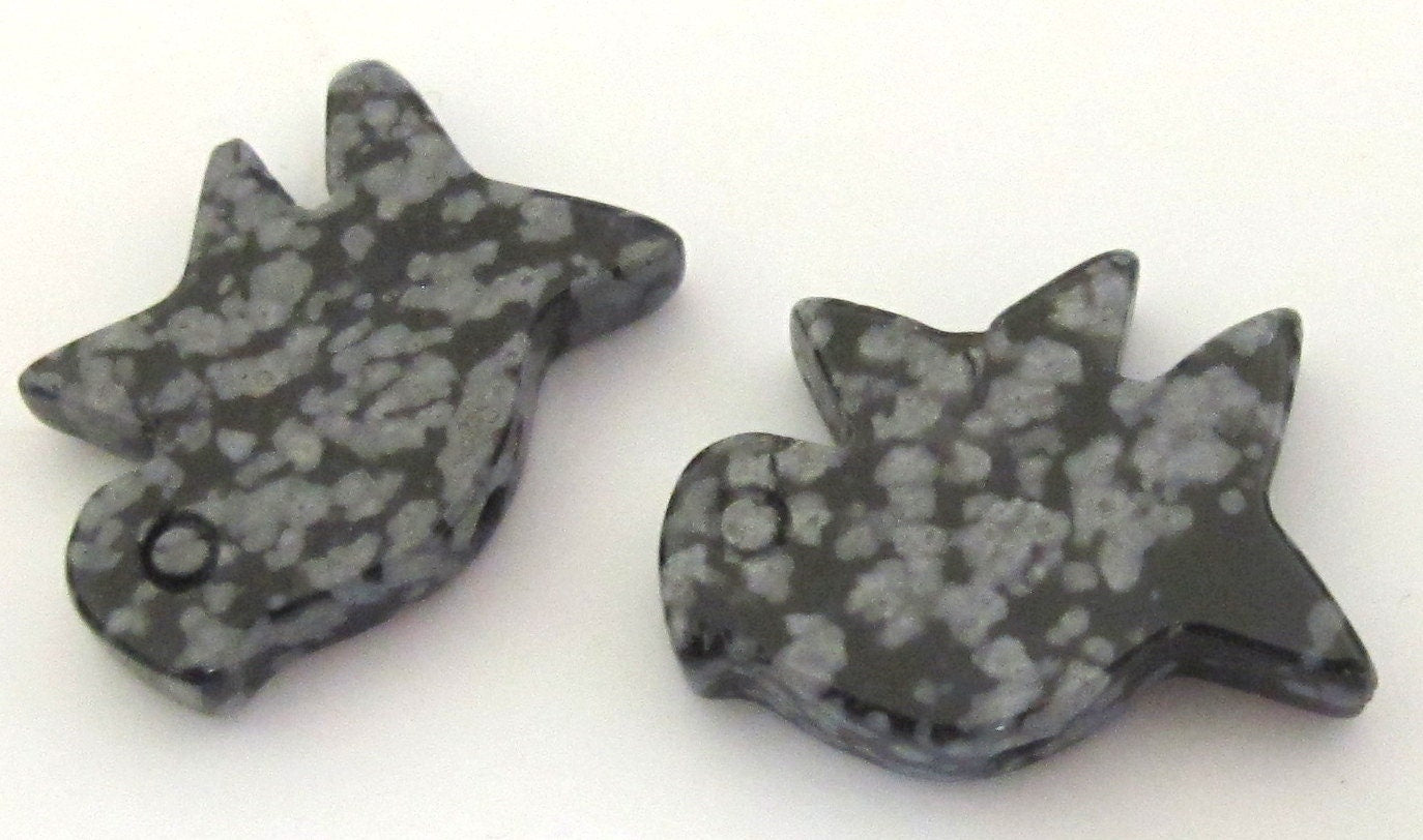 Carved Jasper bird gemstone beads - GM061 - 2 beads