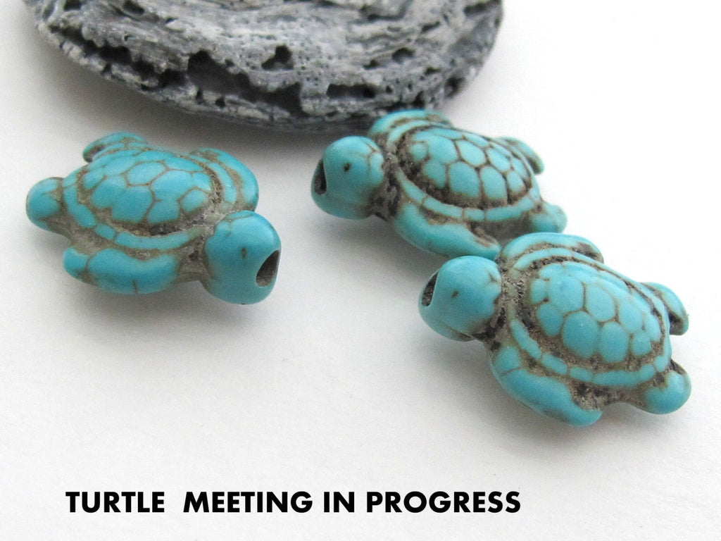 2 Beads-Howlite turquoise Carved Turtle charm beads - GM068