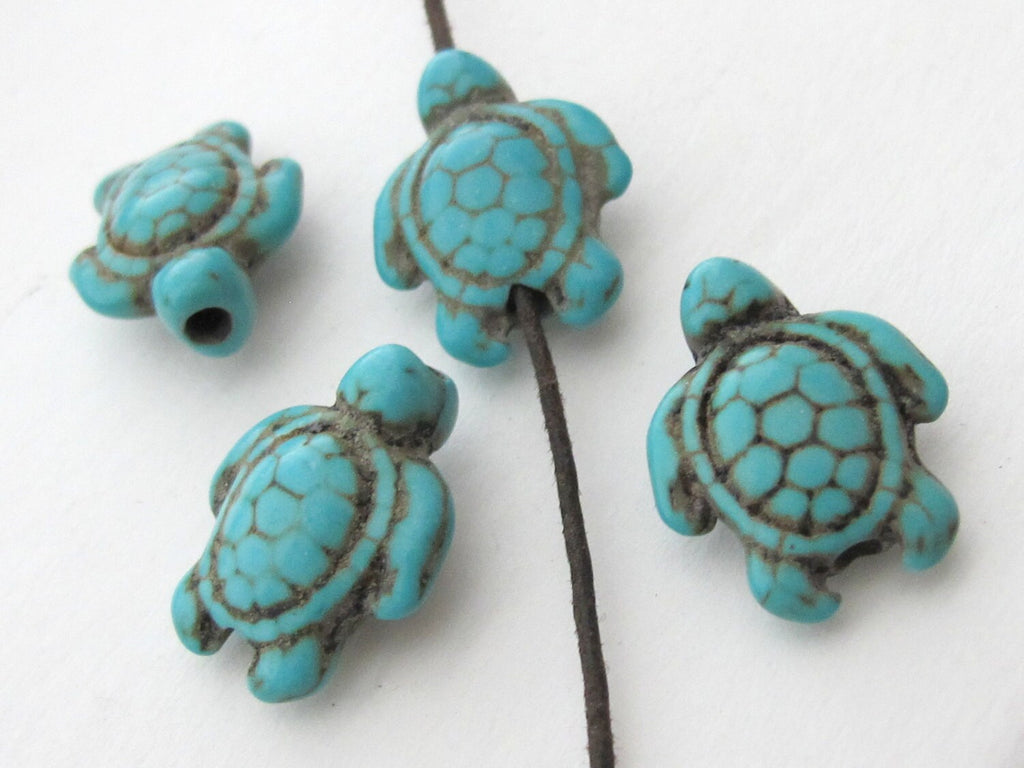 2 Beads-Howlite turquoise Carved Turtle charm beads - GM068