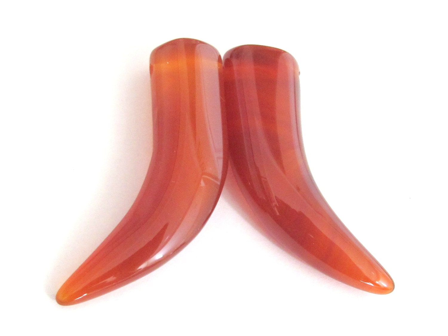 1 piece - Carnelian gemstone tusk horn pendant - GM080