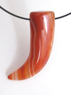 Carnelian banded agate gemstone horn tusk pendant - GM081