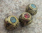 4 pieces - Beautiful cuboid nepal brass beads - BD068K