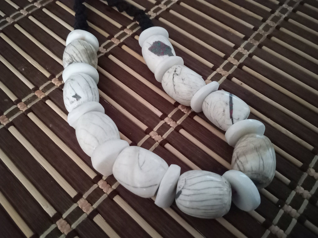 Nepal ethnic naga conch shell bead strand rustic beads barrel shape and disc shape nepalese tribal inlaid shell beads STR006F