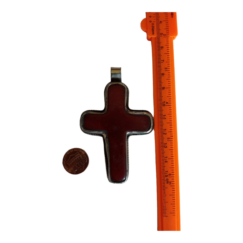 1 Pendant - Tibetan antiqued silver color finished inlaid resin cross pendant with floral design on back from Nepal - PM415B