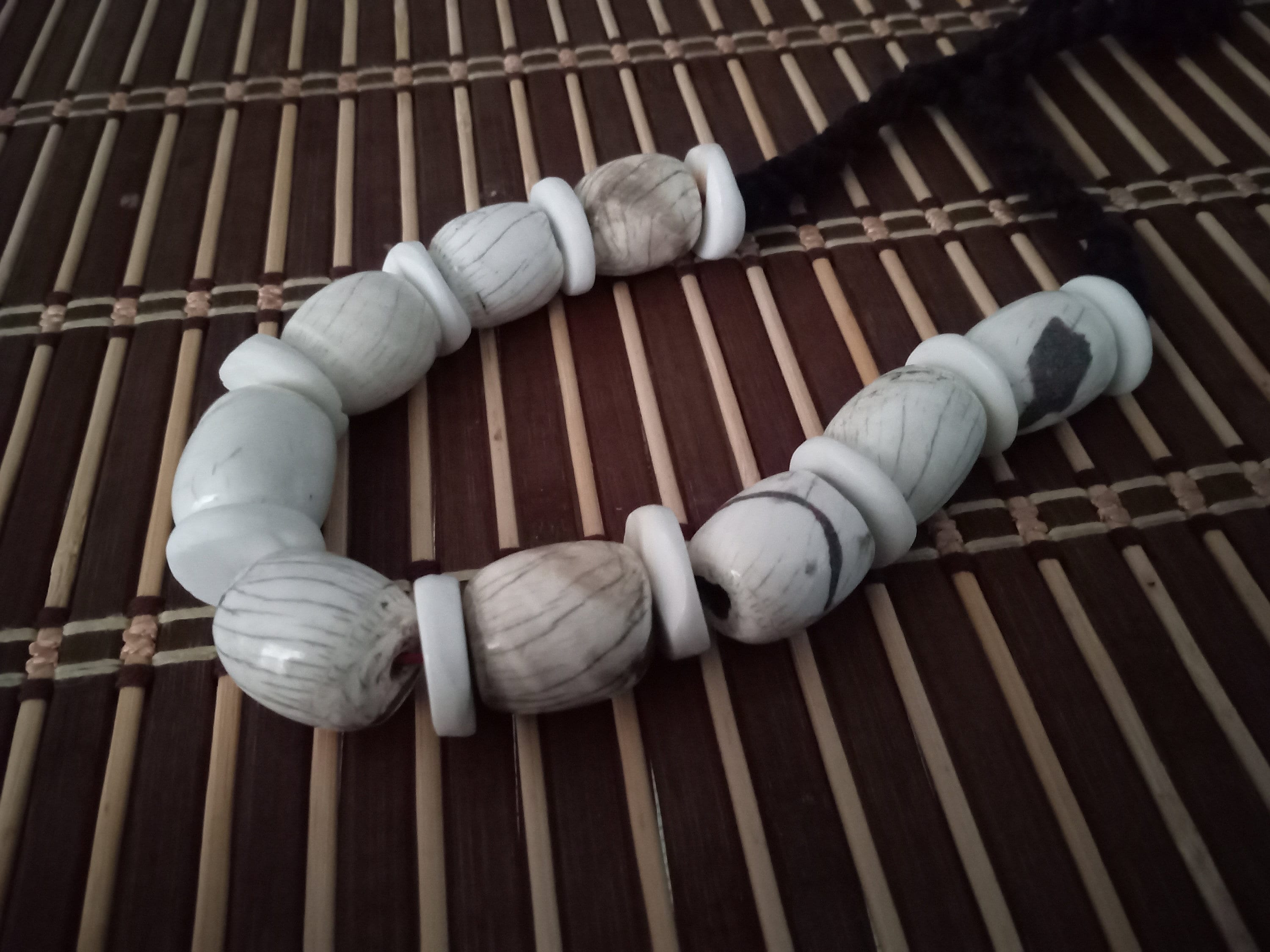 Nepal ethnic naga conch shell bead strand rustic beads barrel shape and disc shape nepalese tribal inlaid shell beads STR006F