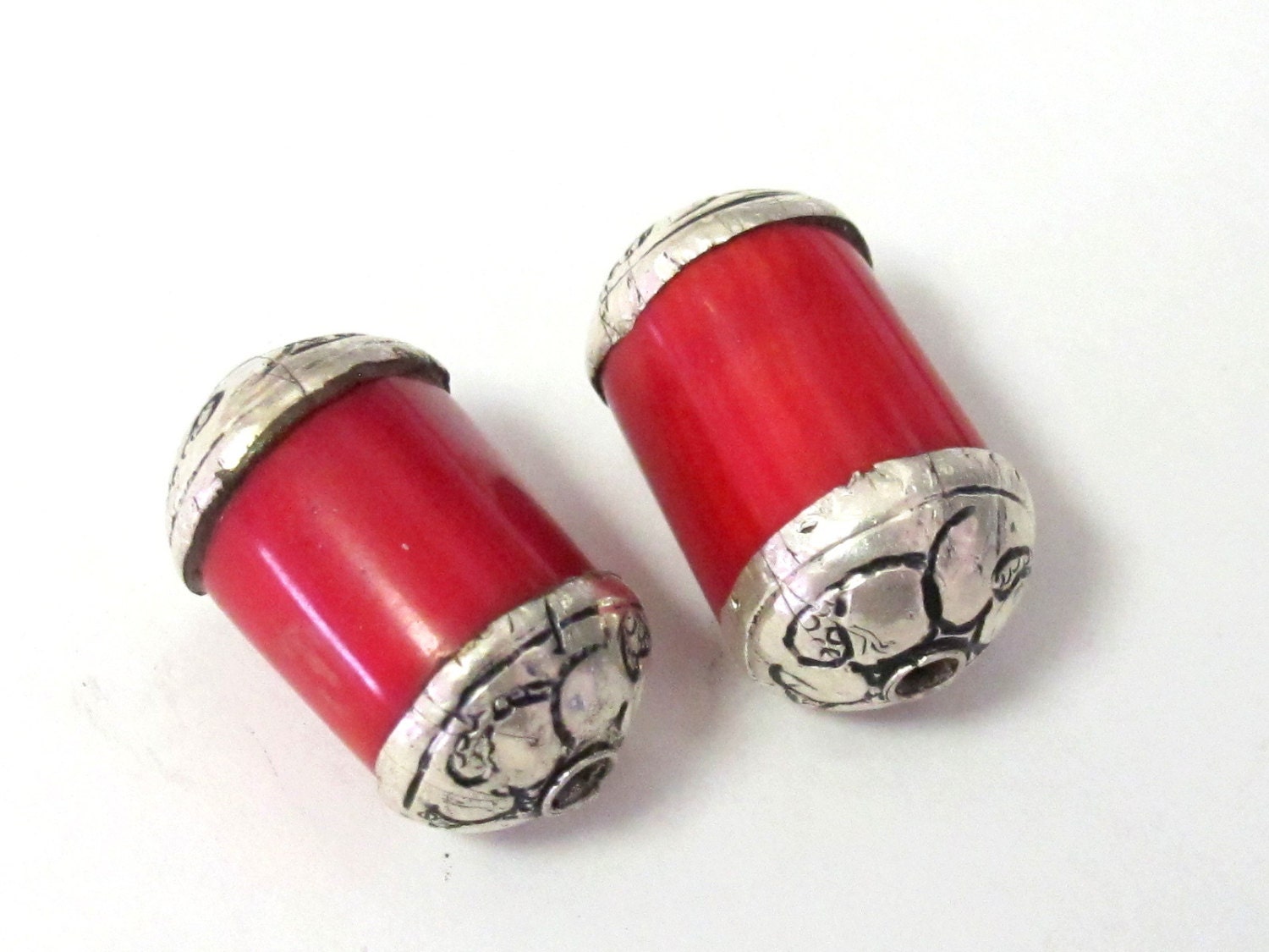 Red Tibetan dyed coral silver capped beads - 1 bead - BD323