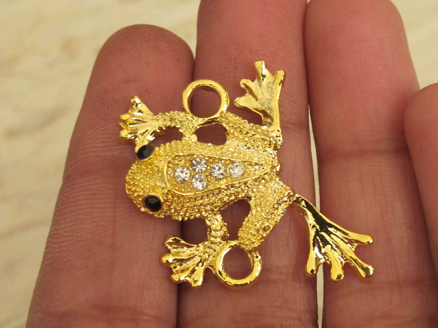 Double bail frog connector charm link gold tone - 1 piece - BD333